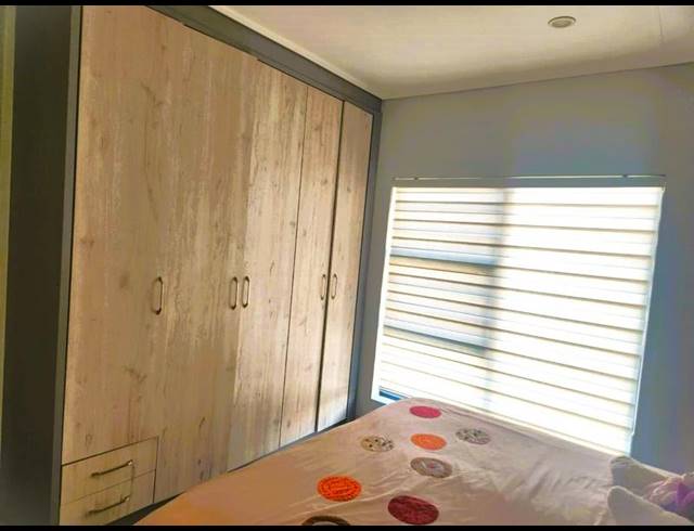 3 BEDROOM TOWNHOUSE FOR SALE IN AMBERFIELD